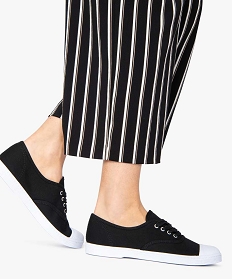 GEMO Baskets en toile avec lacets et bout renforcé femme noir standard