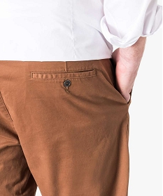 pantalon chino uni pour homme brun1565401_2