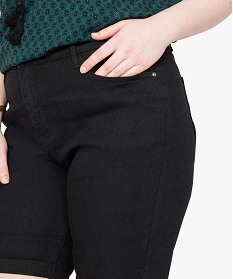 bermuda femme grande taille en coton stretch coupe ajustee noir pantacourts et shorts2711001_2