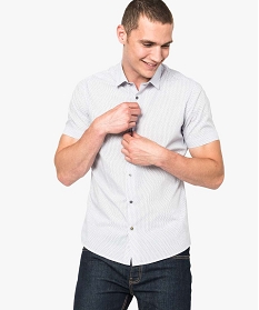 chemise a manches courtes a fins motifs imprime chemise manches courtes7067301_1