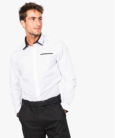 chemise pour homme avec liseres contrastants coupe slim blanc chemise manches longues7067801_1