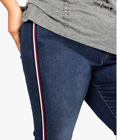 jean slim a bandes laterales tricolores gris pantalons et jeans7097001_2