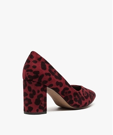 escarpins femme a talon large, decollete v et motif leopard rouge7483601_4