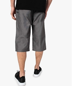 bermuda homme avec taille elastiquee et poches zippees gris shorts et bermudas7612401_3