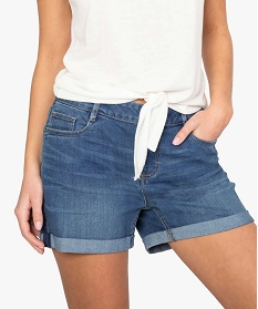 short en jean pour femme avec revers cousus gris shorts7634601_2