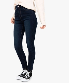 jean femme slim taille haute en stretch avec leger delavage bleu pantalons jeans et leggings7640401_1