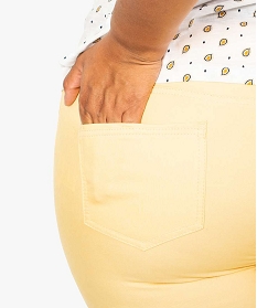 pantalon femme stretch uni 5 poches jaune7649101_2