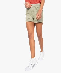 short femme en toile avec broderie en dentelle sur les poches vert shorts8654101_1