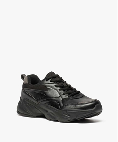 baskets basses homme a lacets et semelle extra large crantee noir baskets et tennis