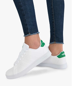GEMO Baskets femme motifs perforés et lacets - Adidas Advantage K Blanc