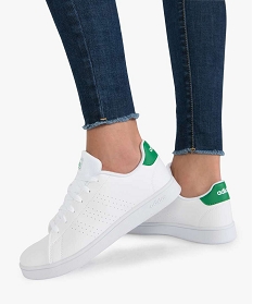 GEMO Baskets femme motifs perforés et lacets – Adidas Advantage K Blanc