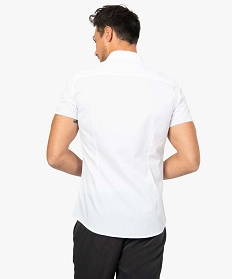 chemise homme manches courtes coupe slim repassage facile blanc chemise manches courtes8828201_3