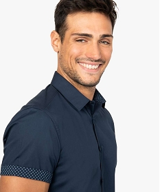 chemise homme manches courtes coupe slim repassage facile bleu chemise manches courtes8828301_2
