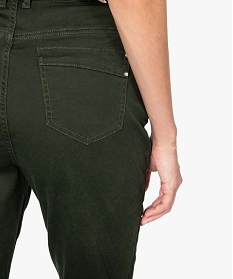 pantalon femme regular taille haute en stretch vert8864701_2
