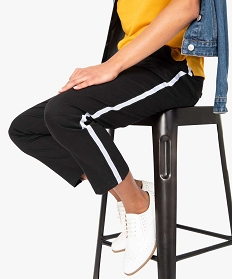 pantalon femme en toile avec bande contrastante sur le cote noir8870601_1