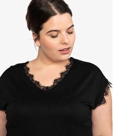 tee-shirt femme grande taille sans manches avec finitions dentelle noir tee shirts tops et debardeurs9136701_2