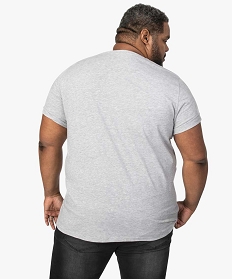 tee-shirt homme ave motif wasabi sur lavant gris9486501_3
