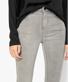 jean femme taille haute coupe skinny en stretch gris pantalons jeans et leggings9502401_2