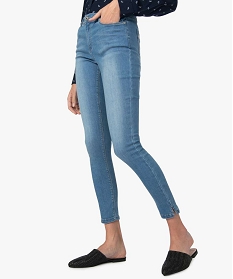 jean femme stretch avec bas resserre et petite fente gris pantalons jeans et leggings9503501_1