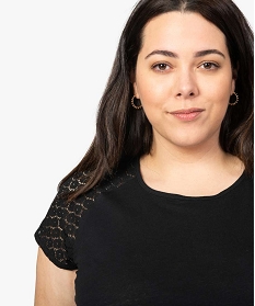 tee-shirt femme avec dentelle et contenant du coton bio noir9547301_2