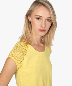 tee-shirt femme a manches dentelle contenant du coton bio jaune t-shirts manches courtes9548001_2