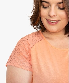 tee-shirt femme grande taille avec dentelle et contenant du coton bio orange t-shirts manches courtes9549201_2