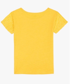 tee-shirt fille a decollete et manches en dentelle jaune9764901_2