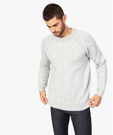 pull homme a col rond contenant du polyester recycle beigeA107901_1