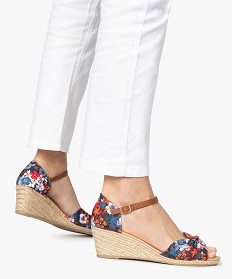 GEMO Sandales femme à talon compensé dessus drapée en tissu bleu standard
