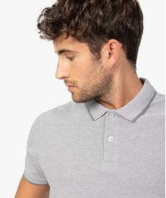 polo homme a manches courtes avec finitions fantaisie gris polosA635101_2