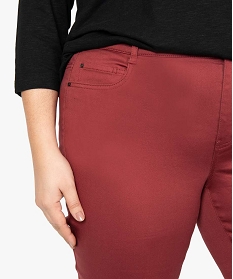 pantalon femme coupe slim en maille extensible rougeA659301_2