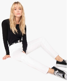 pantalon femme facon jean coupe slim blancA659701_1