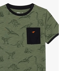 tee-shirt garcon avec motifs dinosaures et finitions contrastantes vertA808601_2