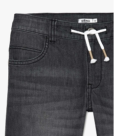 bermuda garcon en jean extensible avec ceinture cordon grisA815901_2