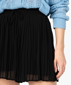 short femme plisse avec ceinture elastiquee noir shortsA932401_2