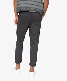 pantalon homme en maille a taille elastiquee gris pantalons de costumeB349501_3