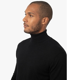 pull a col roule en maille fine homme noirB364001_2