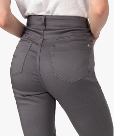 pantalon femme coupe regular en stretch gris pantalonsB378201_2