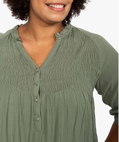 blouse femme grande taille en crepe avec buste smocke vert chemisiers et blousesB389901_2