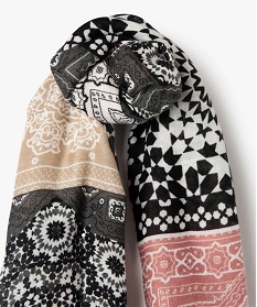 foulard femme a imprime geometrique grandes dimensions rose autres accessoiresB469101_2