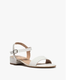 sandales femme unies a brides droites et petit talon carre blanc sandales plates et nu-piedsB580101_2