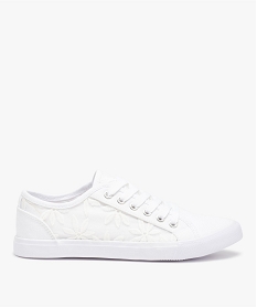 GEMO Baskets femme en toile unie et dentelle sur les côtés blanc standard