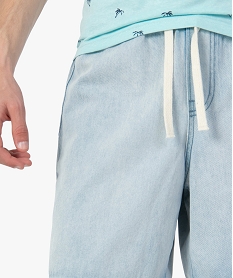 bermuda homme en jean avec ceinture elastiquee bleu shorts en jeanC104601_2