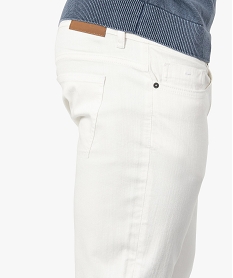 jean homme coupe straight legerement delave blanc pantalonsC105701_2