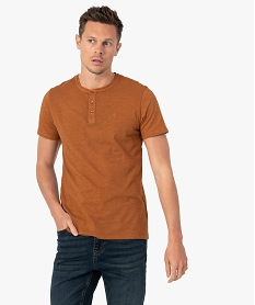 tee-shirt homme col tunisien a manches courtes au coloris unique brun tee-shirtsC126801_1