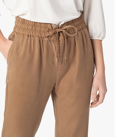 pantalon femme avec large ceinture elastiquee beige pantalonsC140301_2