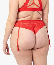 tanga femme grande taille en dentelle avec porte-jarretelles amovibles rougeC270601_2