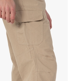 bermudapantacourt homme avec poches rabat sur les cuisses beige pantalons de costumeC619201_2