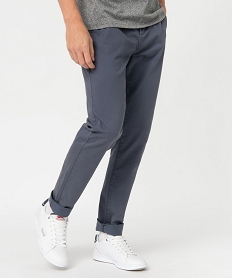 pantalon chino homme en coton stretch gris pantalons de costumeC830301_1