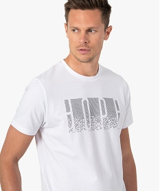 tee-shirt homme a manches courtes et motif en relief blanc tee-shirtsC847801_2